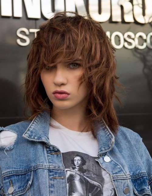 Cascade de longueur moyenne pour les filles