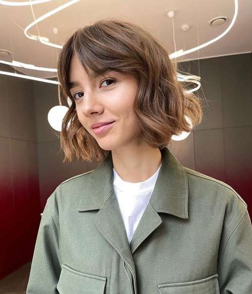 Coupes de cheveux à la mode pour les filles 2026: actualités, tendances, photos
