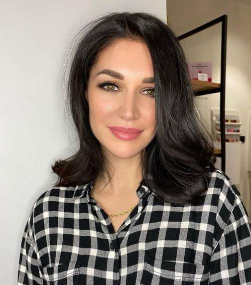 Coupes de cheveux à la mode pour les filles 2026: actualités, tendances, photos