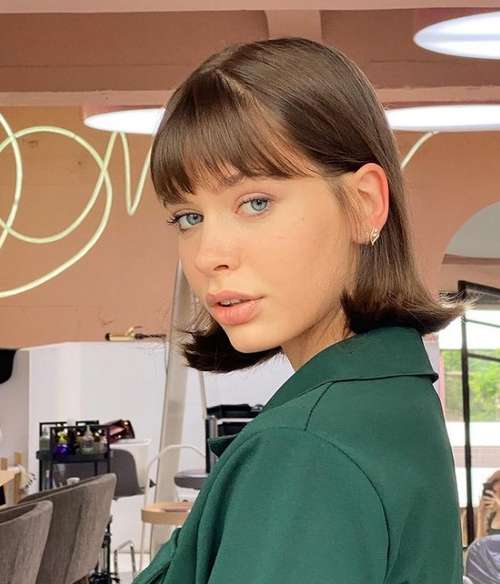 Coupes de cheveux à la mode pour les filles 2026: actualités, tendances, photos