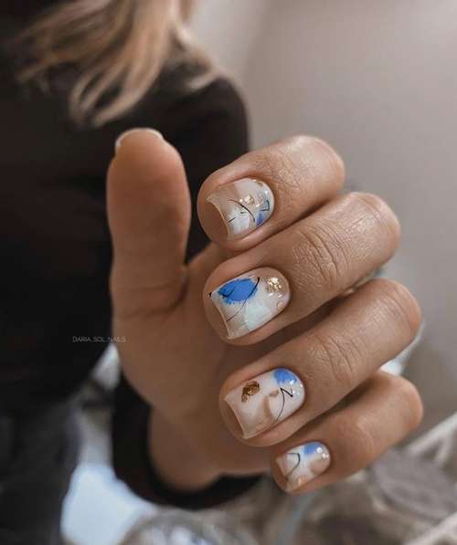 Tendances manucure beige