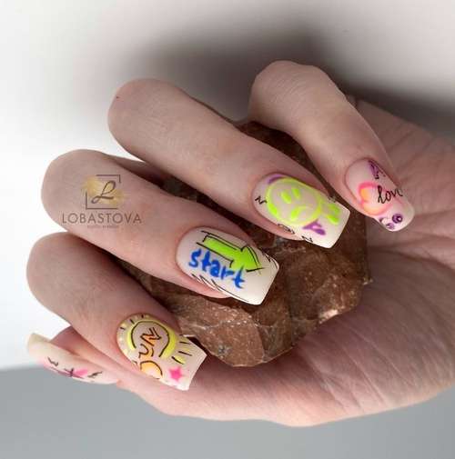 Manucure beige 2025-2026: nouveaux designs d'ongles