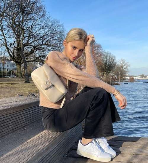 Jeans à la mode automne-hiver 2025-2026 : tendances, photos