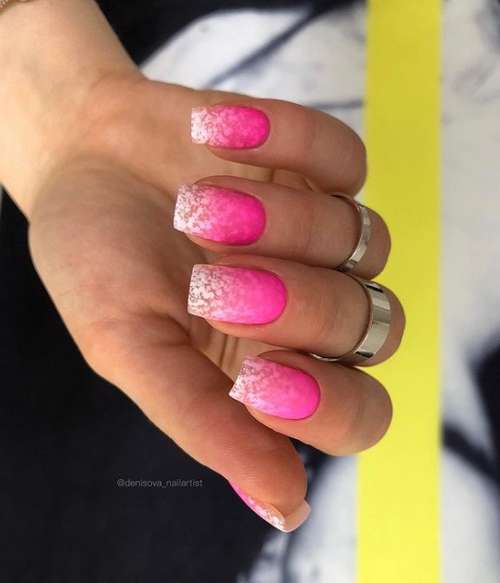 Manucure marine 2026: nouveaux designs d'ongles en mer, photos