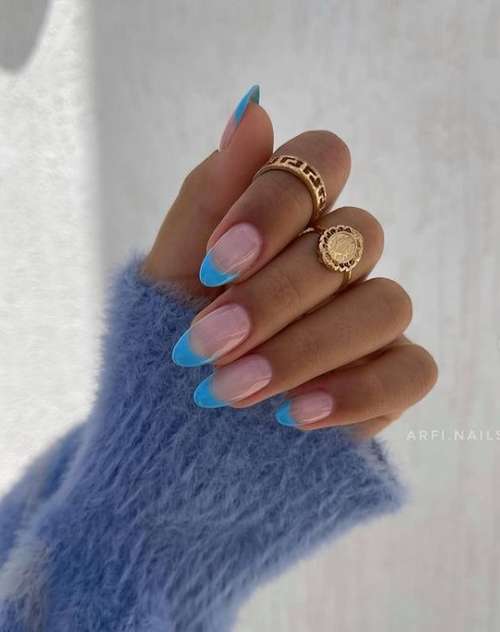 Manucure marine 2026: nouveaux designs d'ongles en mer, photos