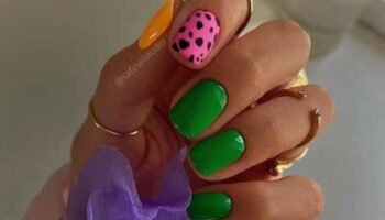 Conception lumineuse de nouveautés photo pour les ongles