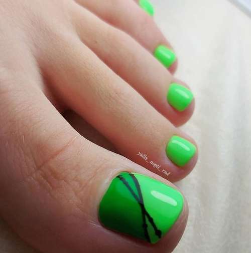Pédicure verte 2025-2026 : photo, design tendance