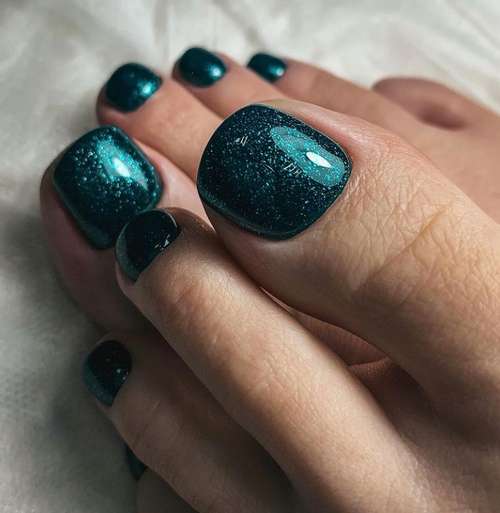 Pédicure verte 2025-2026 : photo, design tendance