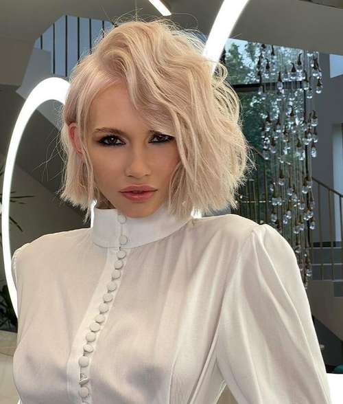 Coupes de cheveux courtes tendance 2025-2026 : photos, tendances