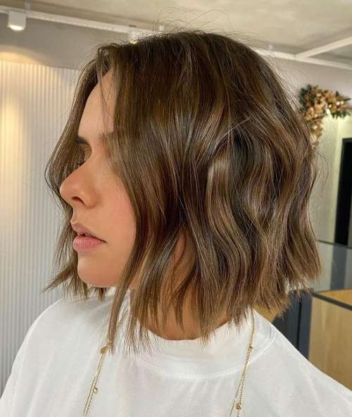 Coupes de cheveux courtes tendance 2025-2026 : photos, tendances