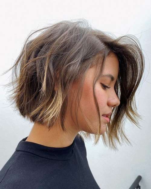 Coupes de cheveux courtes tendance 2025-2026 : photos, tendances