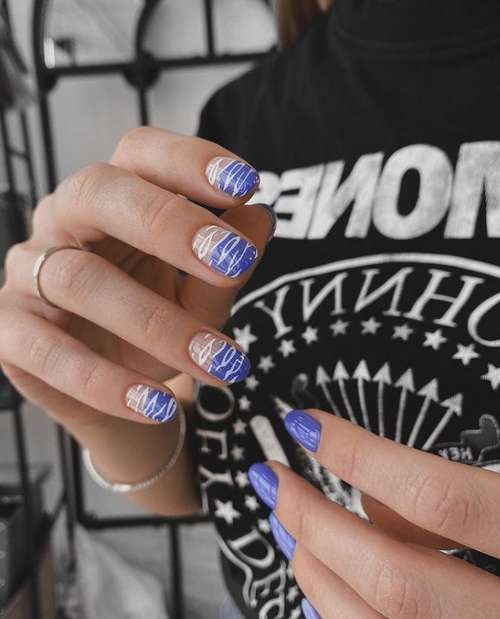 Estampage de la conception des ongles de lune