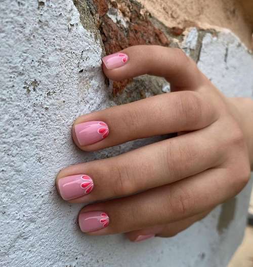 Manucure lunaire 2025-2026: photos, nouveaux designs d'ongles