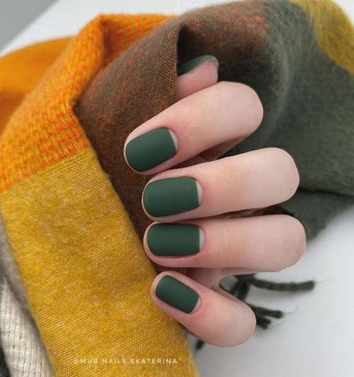 Manucure lunaire 2025-2026: photos, nouveaux designs d'ongles