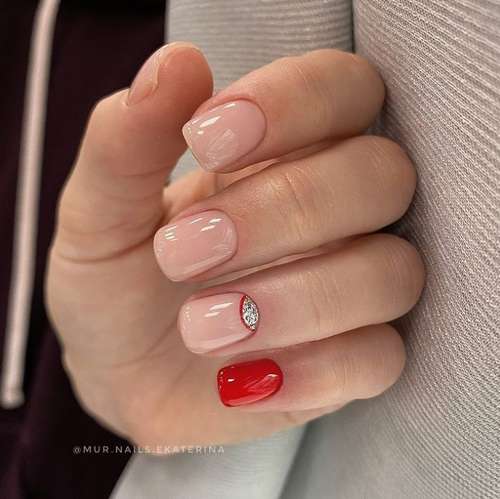 Rouge avec trou brillant