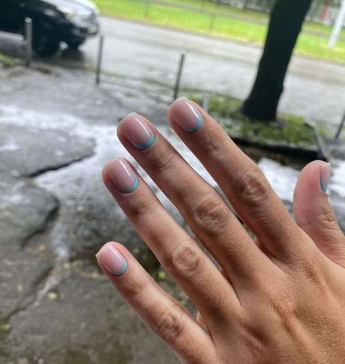 Manucure lunaire 2025-2026: photos, nouveaux designs d'ongles