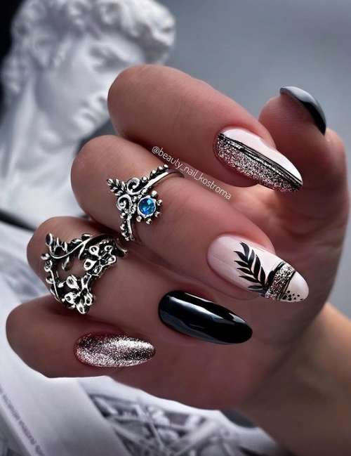 Manucure avec de l'or 2025-2026: nouveautés design tendance