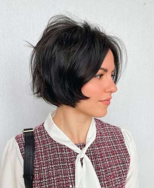 Coupes de cheveux pour filles de 10 à 16 ans : photos, actualités 2025-2026