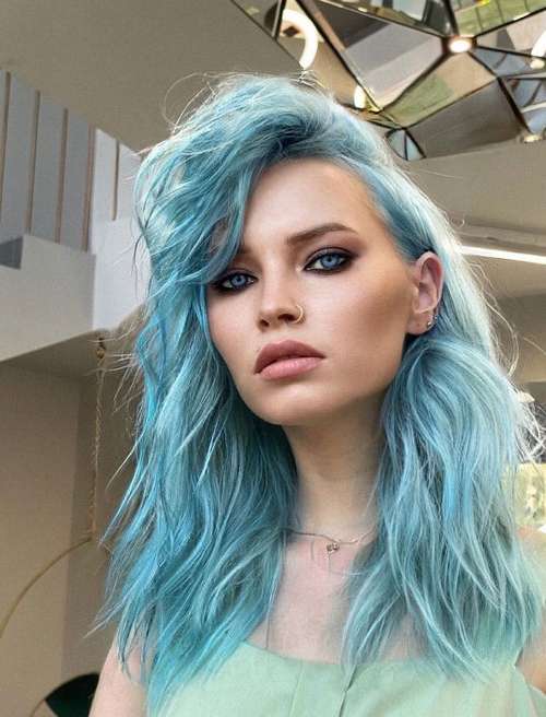 Coupes de cheveux pour filles de 10 à 16 ans : photos, actualités 2025-2026