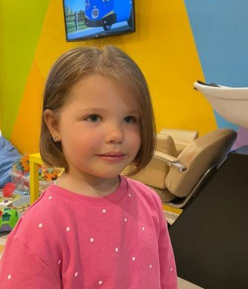 Coupes de cheveux pour filles de 10 à 16 ans : photos, actualités 2025-2026