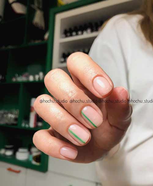 Manucure ongles minimalisme