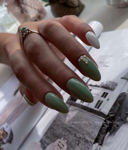 Manucure vert foncé 2025-2026: idées, design, photos