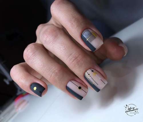 Tendances manucure automne-hiver 2025-2026 : les tendances en photo