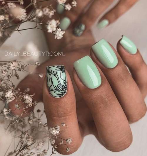 Manucure pour ongles carrés courts : l'actualité mode 2025-2026