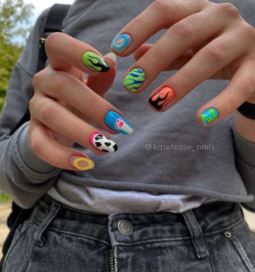 Manucure ultra tendance avec imprimé animal : nouveautés 2026, photos