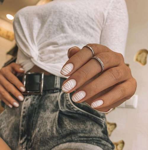 Manucure ultra tendance avec imprimé animal : nouveautés 2026, photos