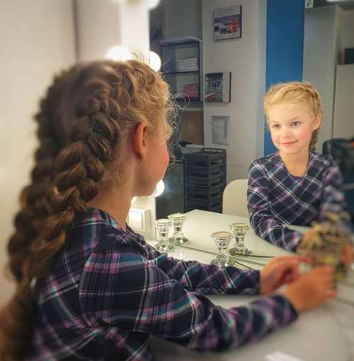 Coiffures du 1er septembre pour les filles de 7 à 16 ans : photos, actualités