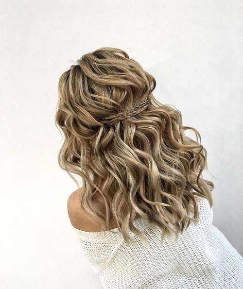 Coiffures pour cheveux mi-longs pour filles: tendances 2026, photos, actualités