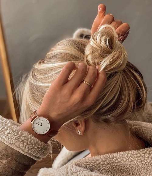 Coiffures pour cheveux mi-longs pour filles: tendances 2026, photos, actualités