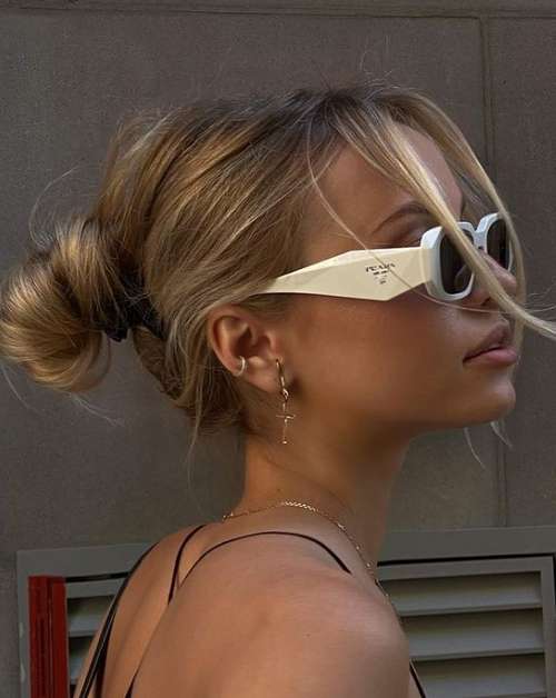 Coiffures pour cheveux mi-longs pour filles: tendances 2026, photos, actualités