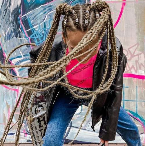 Coiffures pour cheveux mi-longs pour filles: tendances 2026, photos, actualités