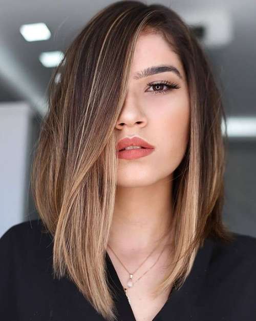 Coiffures pour filles de longueur moyenne