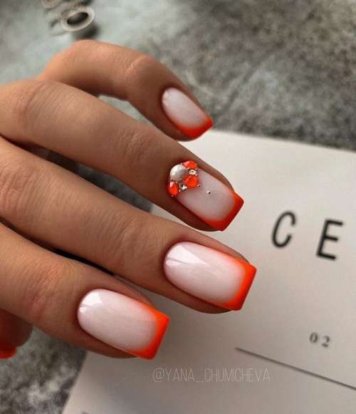 Bases de camouflage colorées: nouvelle manucure 2026, photo