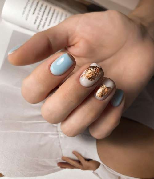 Bases de camouflage colorées: nouvelle manucure 2026, photo