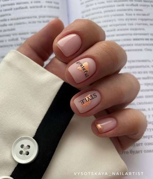 Bases de camouflage colorées: nouvelle manucure 2026, photo