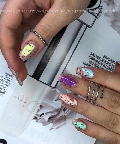 Conception de traits sur les ongles: belles idées de manucure, nouveaux articles