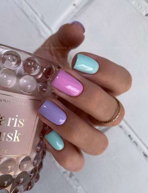 Manucure tricolore automne