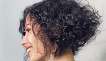 Coupes de cheveux pour les photos de cheveux bouclés