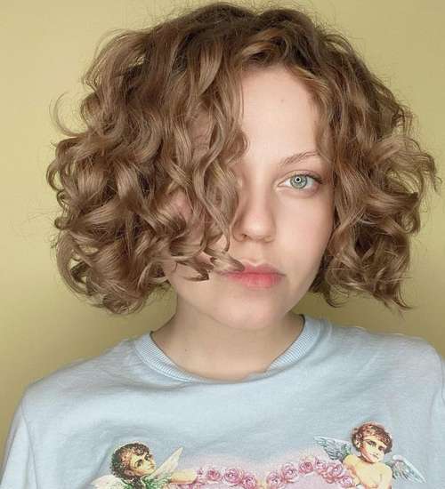 Coupe de cheveux longue bob bob bouclés