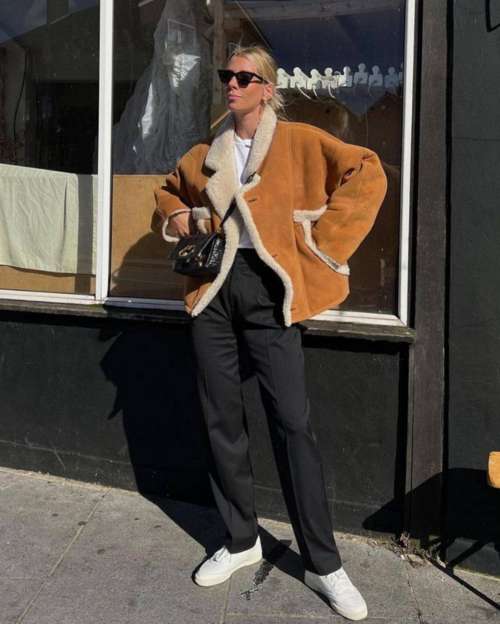 Manteaux en peau de mouton à la mode 2026: looks d'hiver pour femmes, tendances, modèles