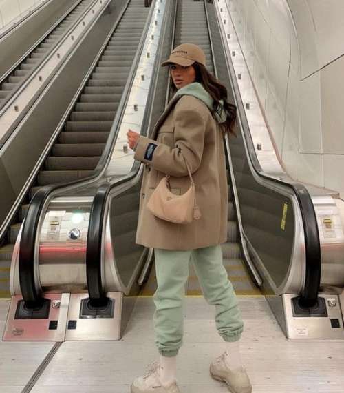 Chapeaux à la mode 2026: tendances, modèles féminins d'hiver, photos