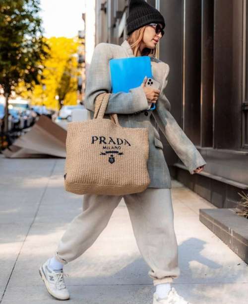 Chapeaux à la mode 2026: tendances, modèles féminins d'hiver, photos