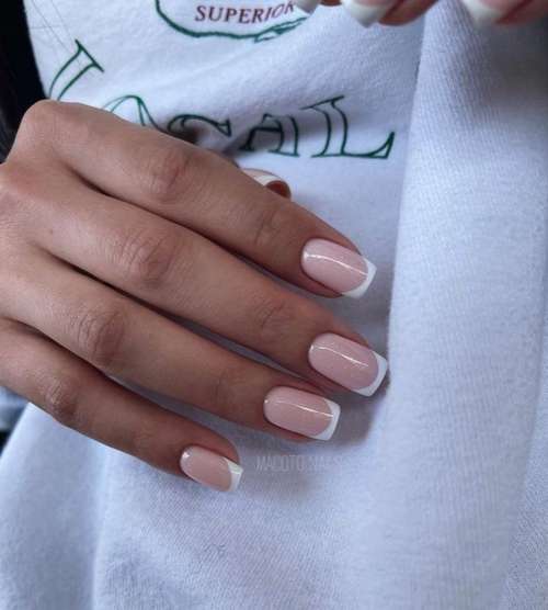 Nouvel An français 2026 : manucure à la rencontre de l'Année du Tigre d'Eau