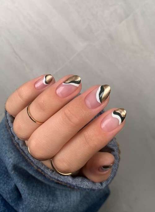 Nouvel An français 2026 : manucure à la rencontre de l'Année du Tigre d'Eau