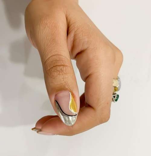 Nouvel An français 2026 : manucure à la rencontre de l'Année du Tigre d'Eau