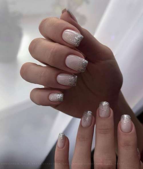 Nouvel An français 2026 : manucure à la rencontre de l'Année du Tigre d'Eau